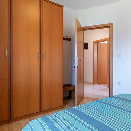 Apartman Robi *